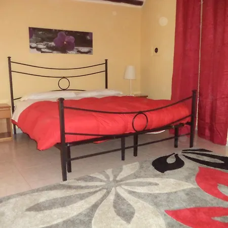 Hotell Il Nibbio Magreglio